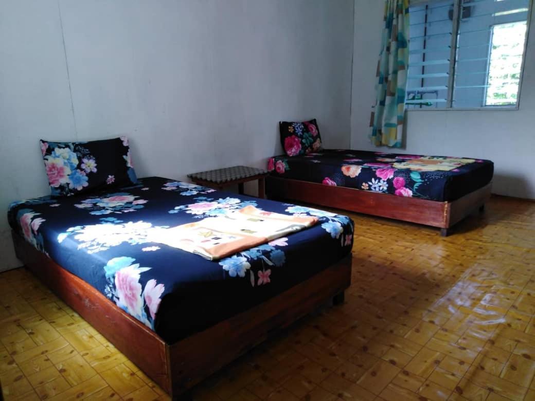 Aa Homestay Mulu Exterior photo
