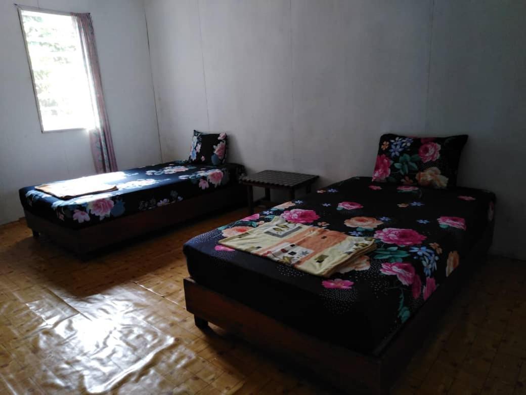 Aa Homestay Mulu Exterior photo